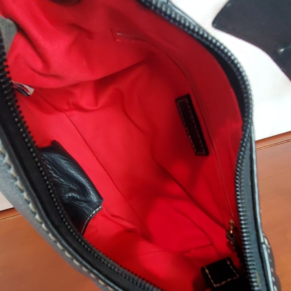 Dooney & Bourke mini - Picture 6 of 8
